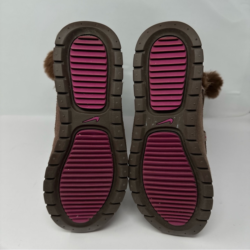Nike Winter High Suede Boots - Picture 15 of 15